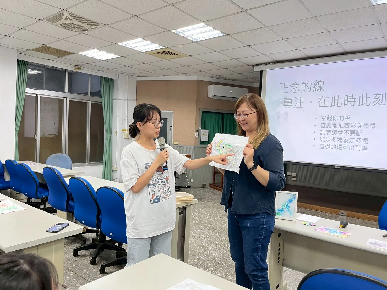 114-2【心理衛生推廣】隨墨流動與當下的自己同在-酒精墨水工作坊 第6張