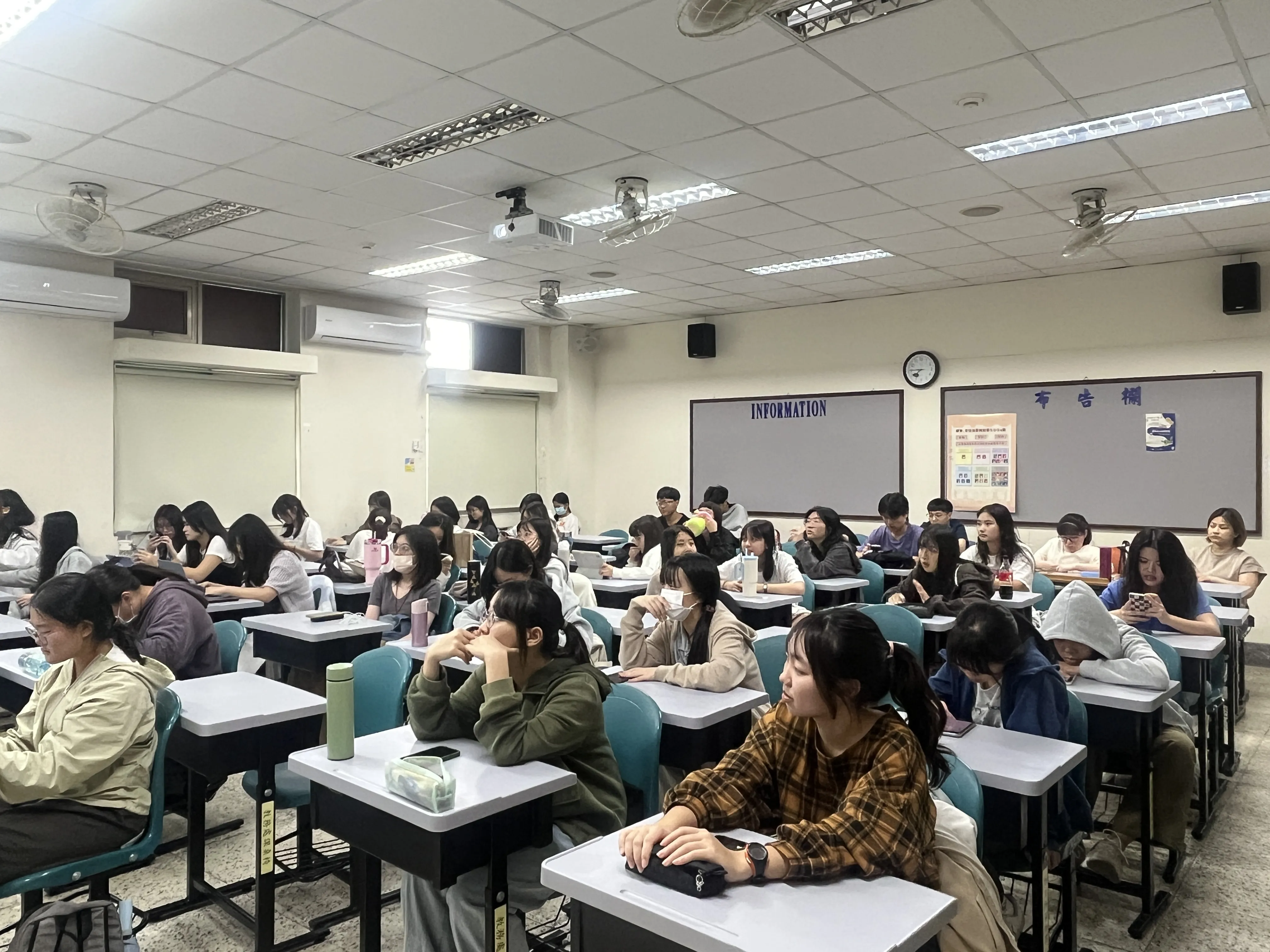 114-1【班級輔導】感受，被感受到了嗎？情緒壓力的覺察與出口 第1張