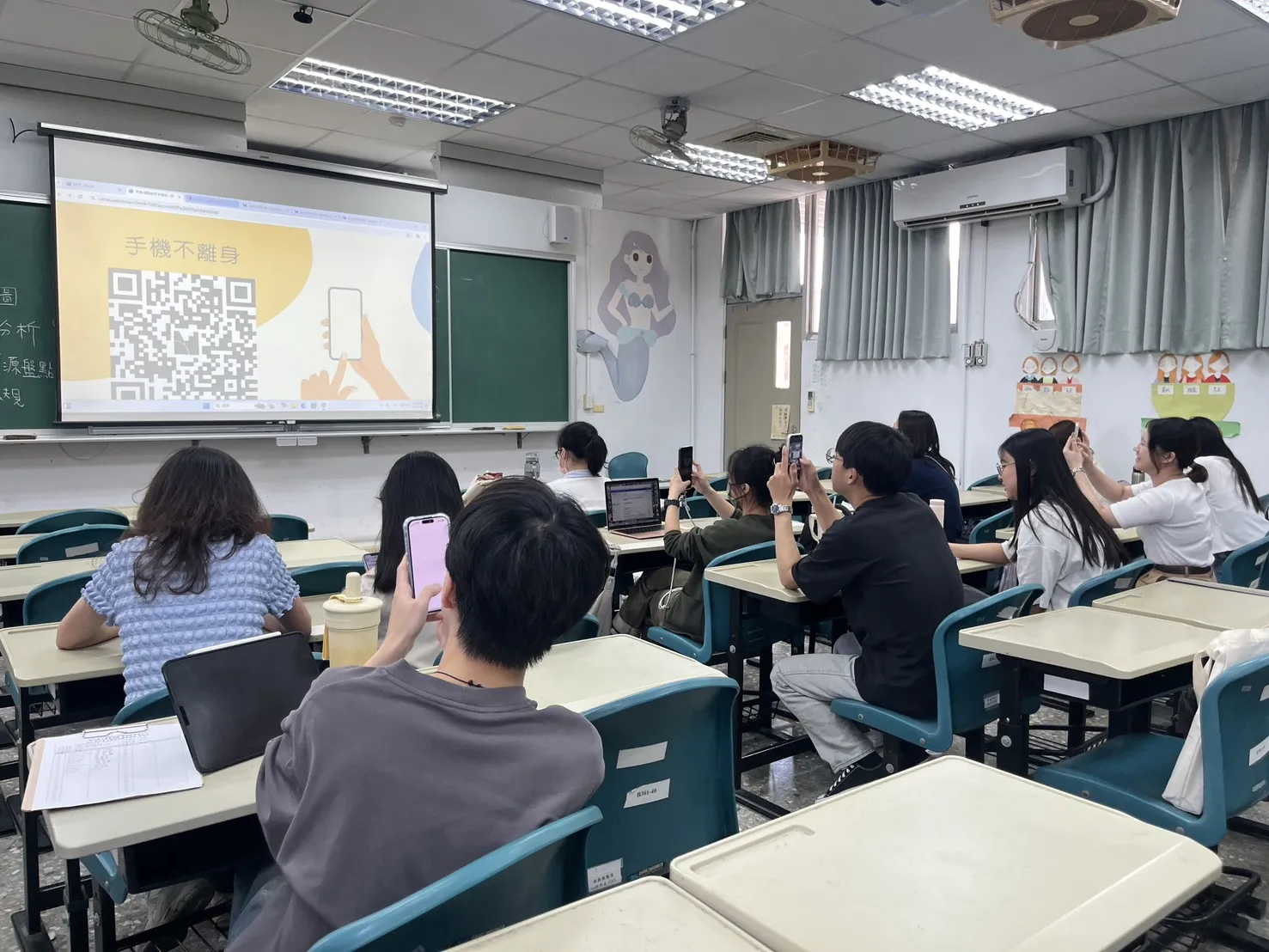 114-2【班級輔導】允許自己暫時登出-在喧囂社群時代，找回內心節奏 第2張