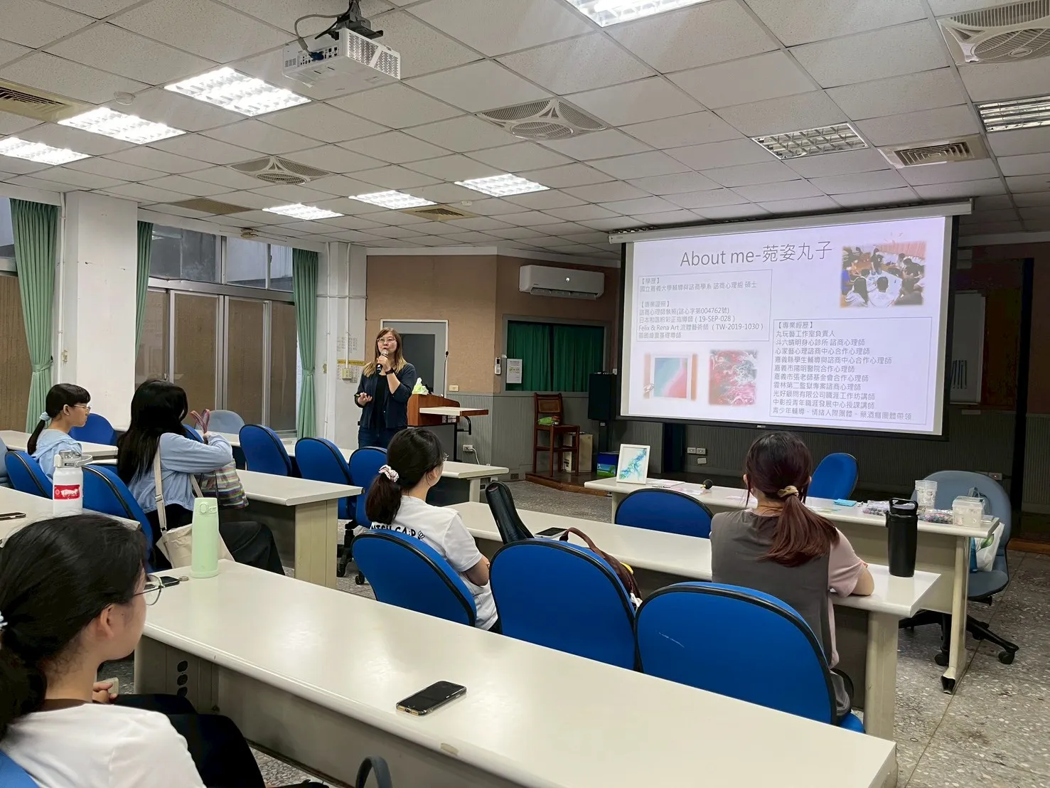 114-2【心理衛生推廣】隨墨流動與當下的自己同在-酒精墨水工作坊 第3張